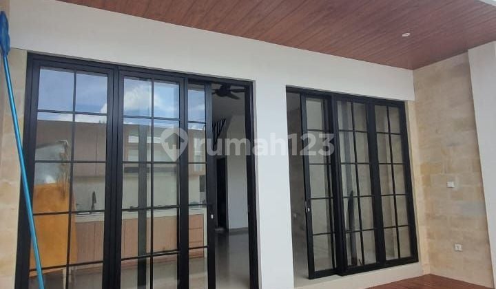 PASTI DEAL DI JUAL VILLA LOKASI TUMBAK BAYUH CANGGU KUTA UTARA BADUNG