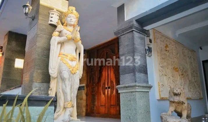 PASTI DEAL DI JUAL VILLA LOKASI PADANGGALAK DENPASAR TIMUR