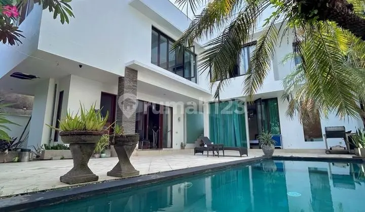 Pasti Deal Lah Yes Di Jual Villa Lokasi Kerobokan Kuta Utara Badung