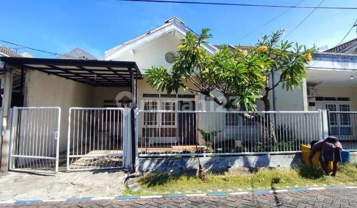 Rumah Besar 1 Lantai Full Furnish di Rungkut Mapan Rumah Butuh Minim Renovasi SHM di Jl. Rungkut Mapan Timur X Blok Ei No. 8, Rungkut Tengah, Gunung Anyar, Kota Surabaya, Jawa Timur, Indonesia, 60293, Rungkut