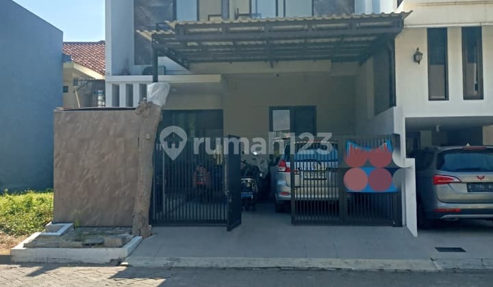 RUMAH BAGUS TERAWAT DI PAKUWON CITY