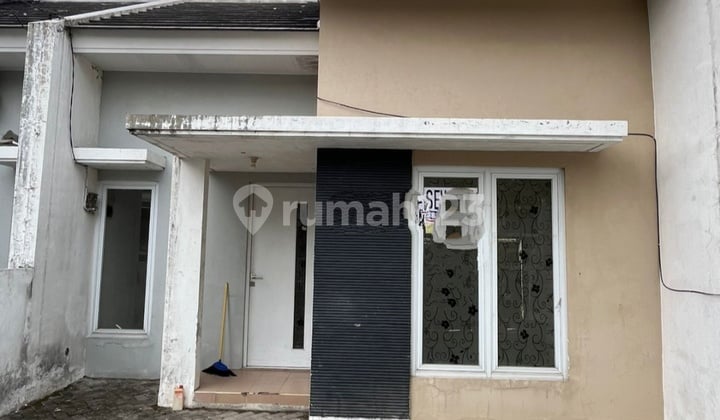 Rumah Murah Unde 500Jt di Swp Residence Menganti Rumah Bagus HGB di Perumahan Swp Residence, Jl. Raya Kepatihan, Kepatihan, Menganti, Gresik, Jawa Timur, Indonesia, 61174, Menganti