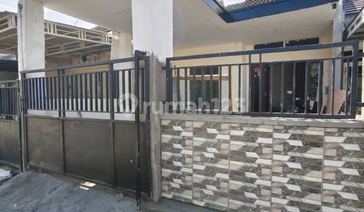 Rumah Baru Gress Murah Under 1 M di Medokan Rungkut Rumah Bagus SHM di Jl. Tambak Medokan Ayu No. 10, Medokan Ayu, Rungkut, Kota Surabaya, Jawa Timur, Indonesia, 60295, Rungkut