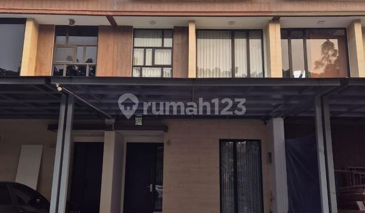 Dijual Rumah Semi Furnish Di Jgc, Cluster La Seine Jakarta Timur