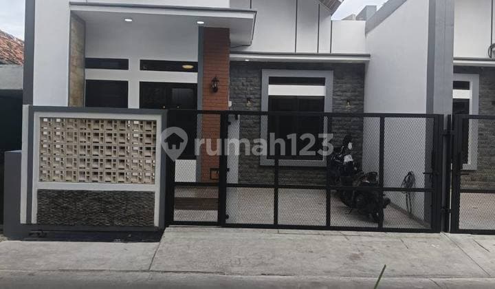 Dijual Rumah Aesthetic Sebelah Sumarecon, Harapan Jaya Bekasi