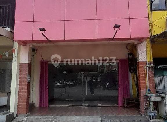 Ruko Eks Salon di Kemang Pratama – Strategis & Siap Huni