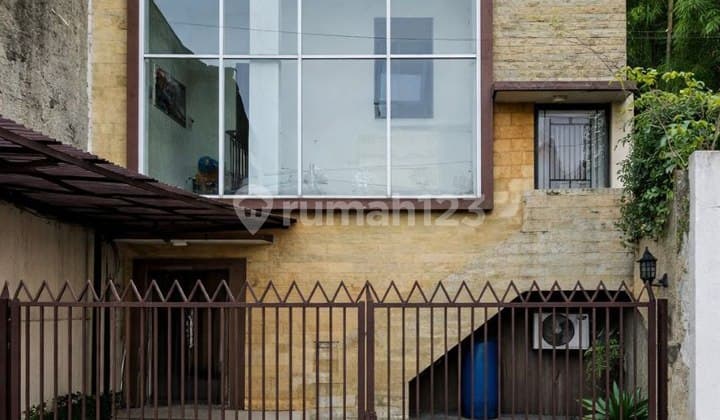 Sewa Gedung Usaha 260M² Area Kemang - Akses Mudah & Siap Operasional