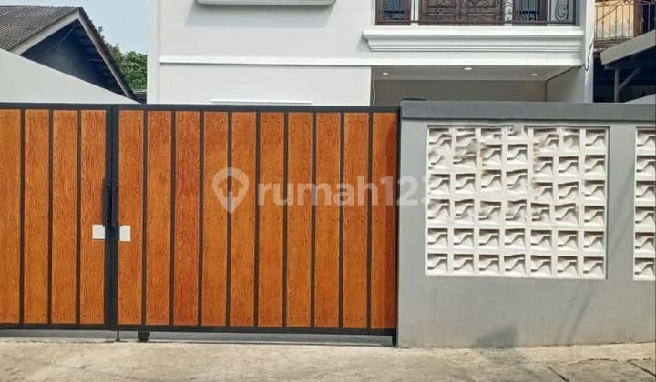 Disewakan Rumah Baru Siap Huni di Kebagusan - 3 Kt, Carport 2 Mobil
