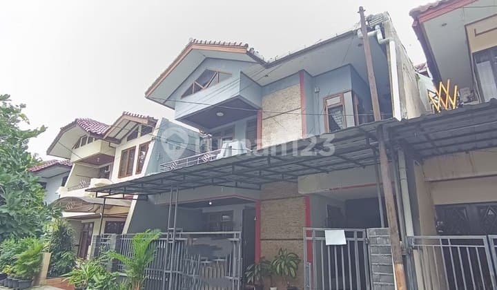 Jarang Ada! Rumah Townhouse One Gate di Duren Sawit - Siap Huni
