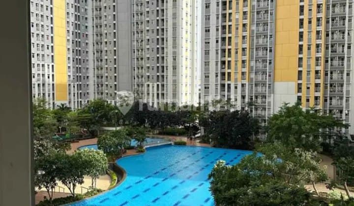 Dijual Apartemen The Springlake Summarecon Bekasi - View Kolam Renang!
