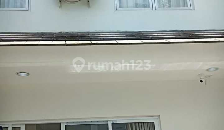 RUMAH 2 LANTAI DI PINEWOOD CLUSTER MALLBERY BANJIR WIJAYA