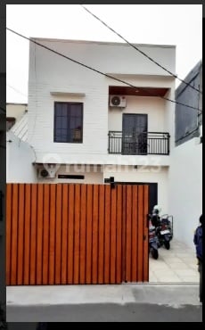 Disewakan Rumah Mewah Siap Huni Lokasi Strategis di Pasar Minggu Jakarta Selatan