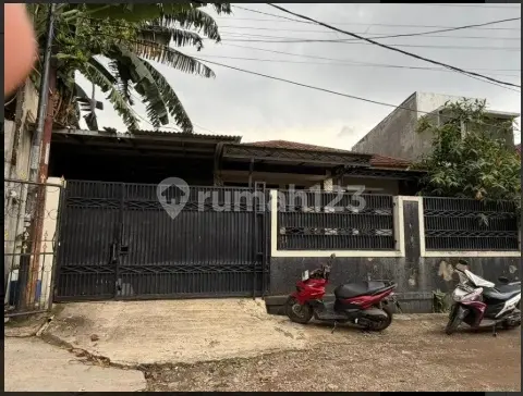 Disewakan Rumah Luas bisa untuk Kantor di Pondok Gede Bekasi