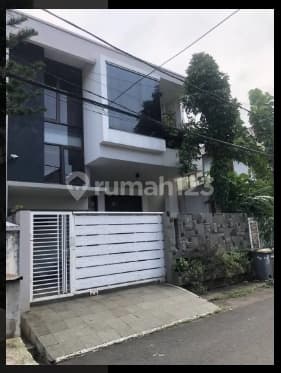 Disewakan Rumah Mewah Siap Huni di Utan Kayu Selatan Matraman Jakarta Timur