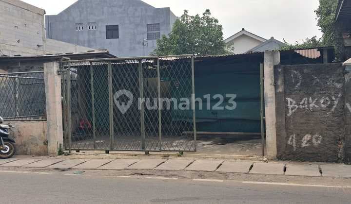Disewakan Rumah Usahaokasi Strategis Pinggir Jalan Besar di Pondok Kopi Duren Sawit
