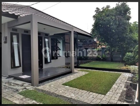 Dijual Rumah Luas Lokasi Strategis di Jagakarsa Jakarta Selatan