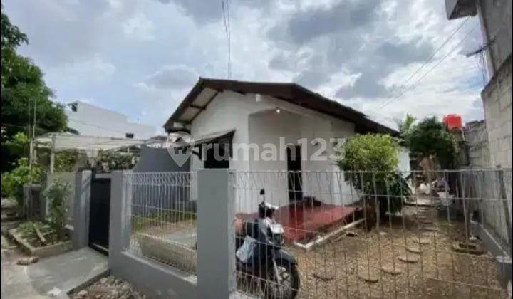 Disewakan Rumah Baru Renov di Matraman Jakarta Timur