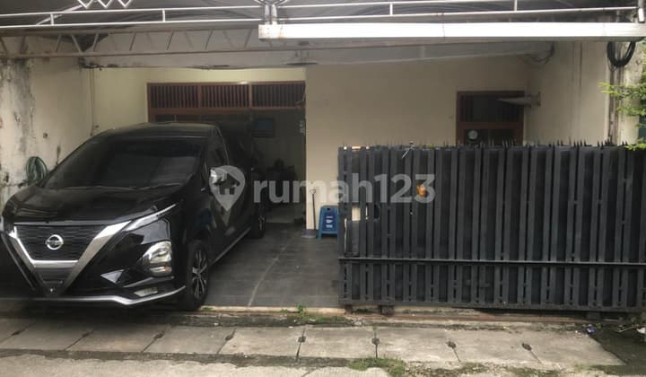 Dijual Cepat Rumah Lokasi Strategis di Pondok Bambu Duren Sawit Jakarta Timur