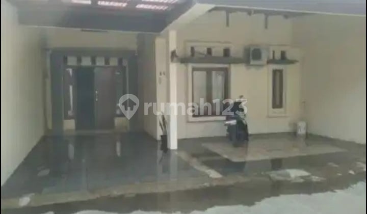 Disewakan Rumah Siap Huni Baru Renovasi di Cluster Jakasampurna Bekasi Barat