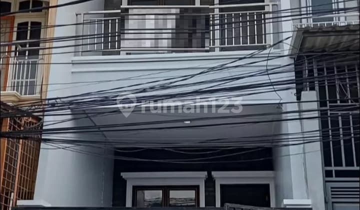 Rumah Teluk Gong (Ukuran 4x20 m)