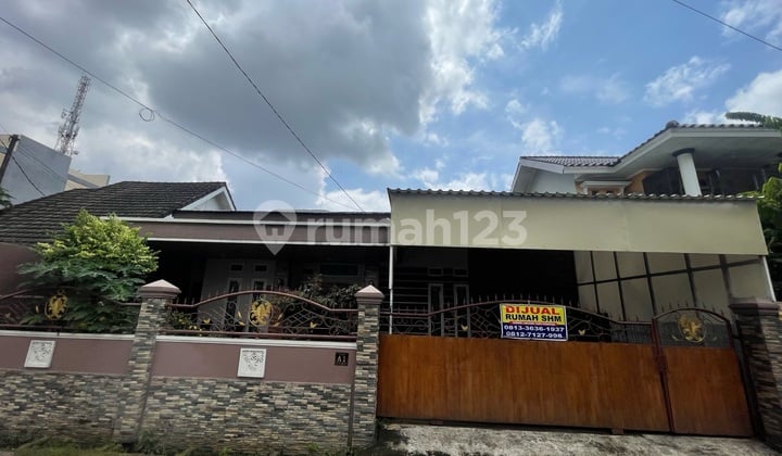 Dijual Rumah Jalan Demang Lebar Daun Palembang
