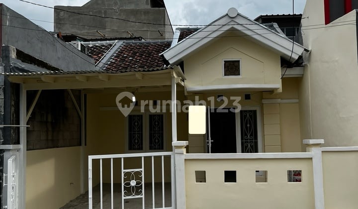 Rumah Siap Huni Strategis Harapan Indah 1 Bekasi