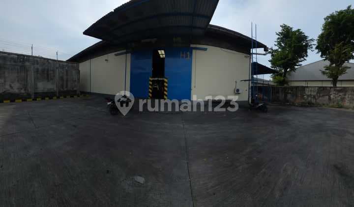 Di Sewaka Gudang Siap Pakai di Cakung Jakarta Timur