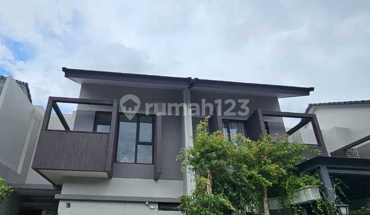 For Rent Rumah Flora Summarecon Bagus Banget
