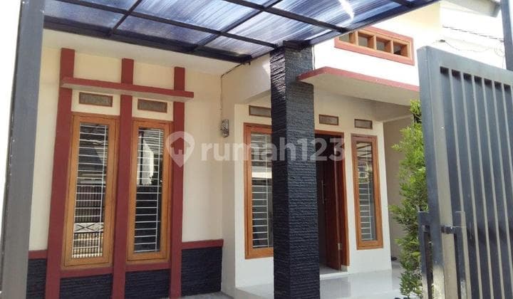 Dijual Cepat Rumah Permata Buah Batu - Seberang Telkom University)