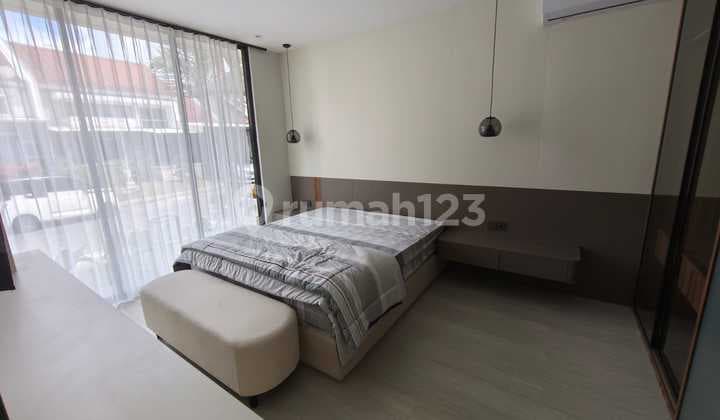 Rumah Lux Mayang Sunda Kota Baru Parahyangan