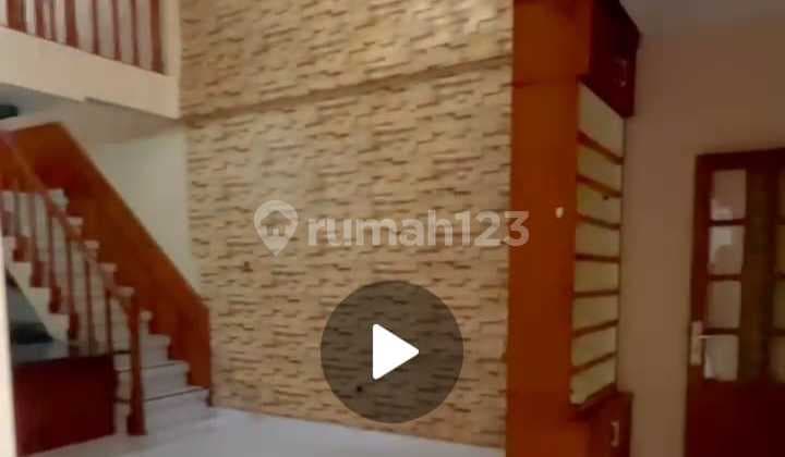 Rumah 2,5 Lantai 2,7M di Soekarno Hatta Bandung - 6 KT Siap Huni