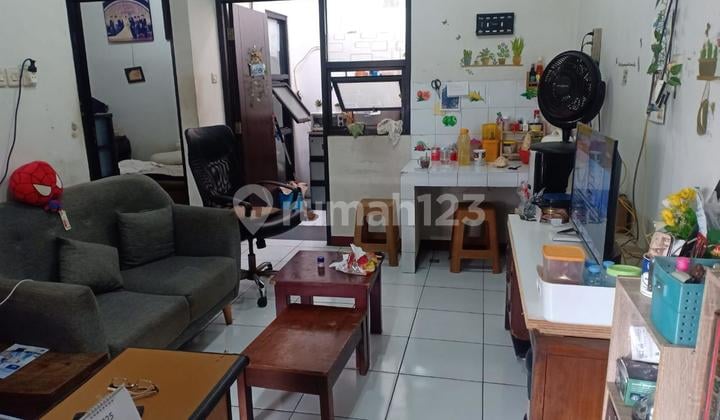 Dijual Rumah di Taman Kopo Katapang