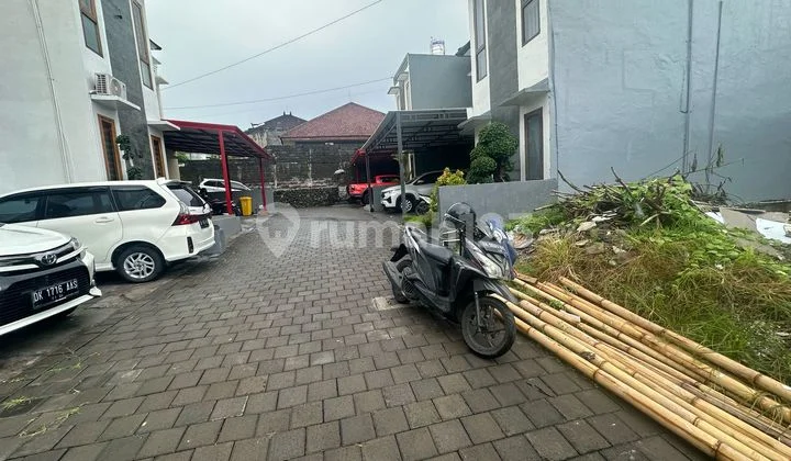 Rare Land 210M2 Width 20Mtr Near Main Road in Pidada West Gatsu 5mtr Street Paving