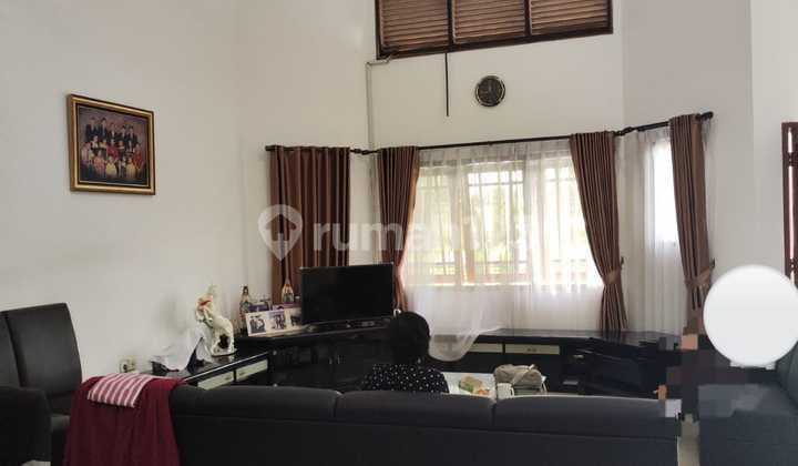 Rumah Hook 1,5 LT Dlm Komplek Sayap Pasteur / Pajajaran