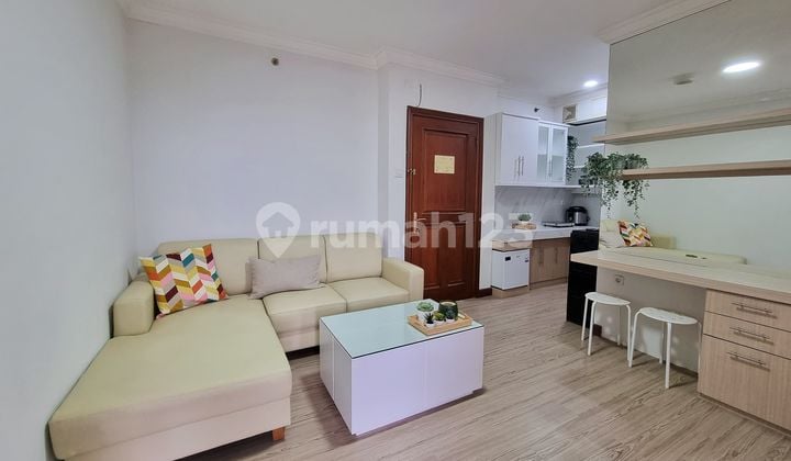 Apartemen Majesty 2 BR Furnished Bagus