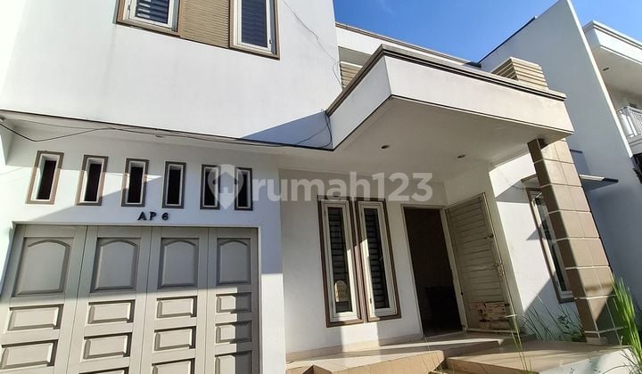 Rumah Bagus Tanah Luas Siap Pakai di Greenville Jakarta Barat