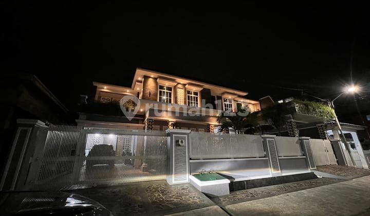 Rumah Mewah Luas Siap Huni di Kawasan Elit Lolong Belanti Padang