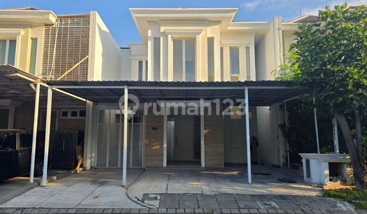 Rumah Long Beach Pakuwon City Minimalis Siap Huni