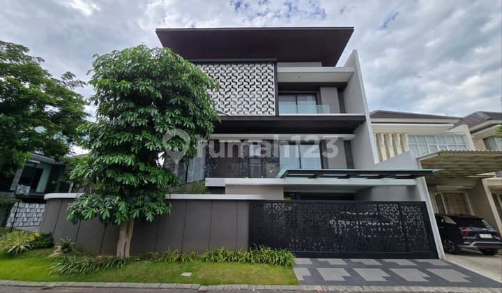Rumah Imperial Beach Pakuwon City MINIMALIS SIAP HUNI FURNISH