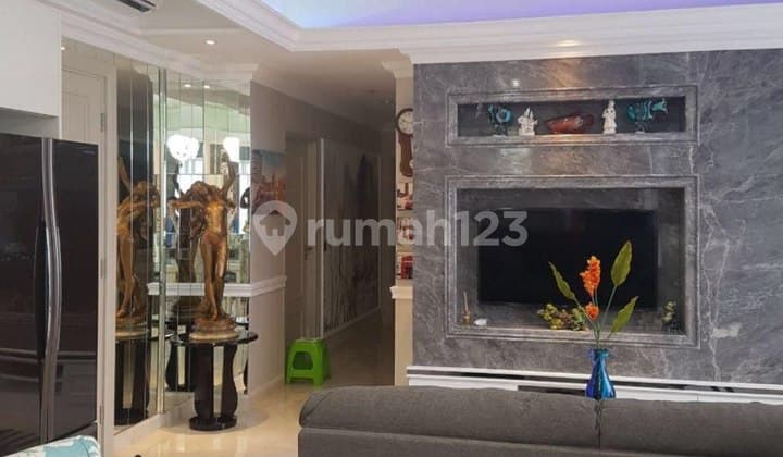 For Sale Apartment The Peak Tunjungan Plaza City Center