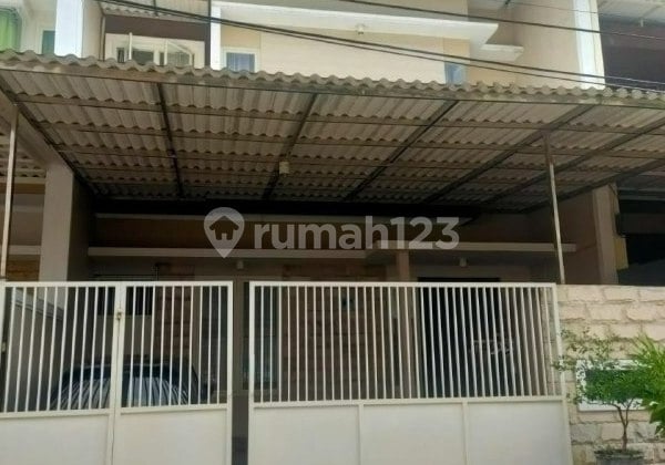 Rumah Siap Huni Manyar Tompotika Row 2.5 mobil Carport 2 Rumah Siap Huni Manyar Tompotika Row 2.5 mobil Carport 2