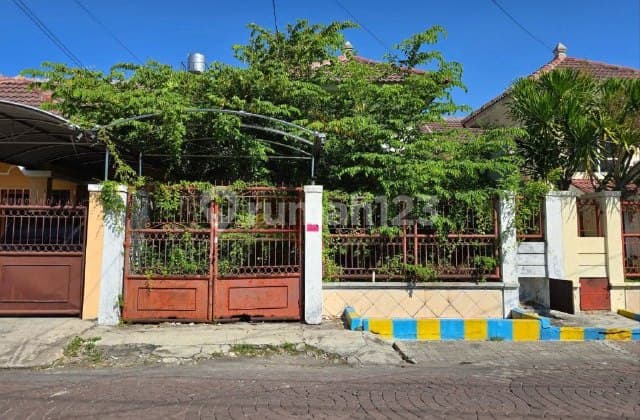 Rumah Nirwana Eksekutif blok BB STRATEGIS hitung tanah