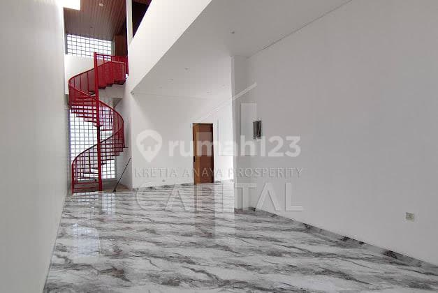 Rumah Baru di Setraduta Hegar Raya, Bandung