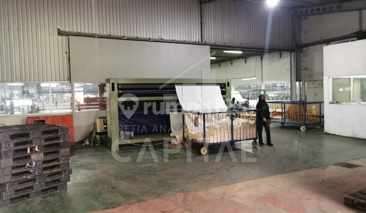 Ex Pabrik Tekstil Gudang di Mainroad Moch Toha, Bandung