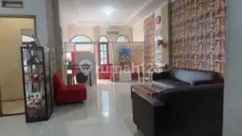 Disewakan Lantai 1 Ruko Di Mainroad Lodaya Bandung