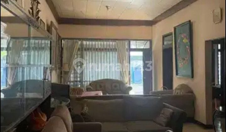 Rumah di Jalan Gumuruh Gatot Subroto Bandung