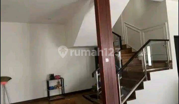 Dijual Rumah Cantik Dan Nyaman Di Dalam Komplek Daerah Kopo Bandung