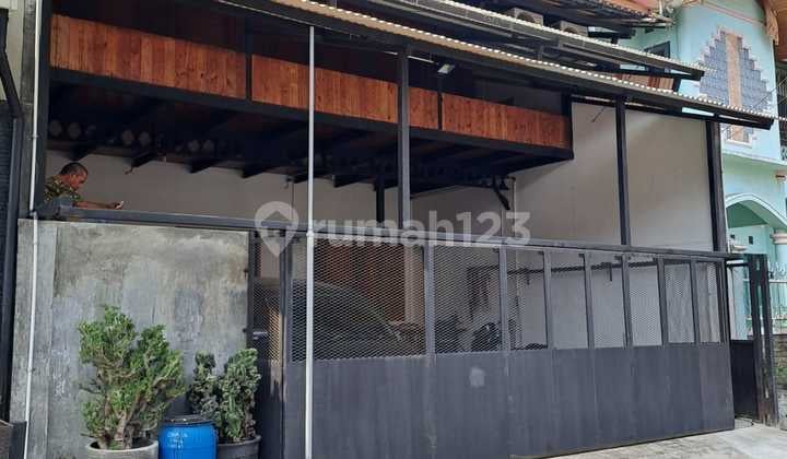 Rumah Industrial 2 Lantai di Taman Kopo Indah