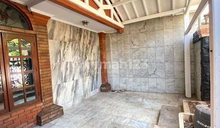 Rumah Mewah di Tebet Harga Miring