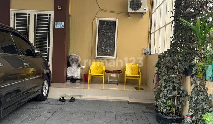 Disewakan Rumah 2,5 LT 5 X 15 M2 di Puri Grisenda Pik Ada 3 KT 3 KM Full Furniture, Siap Huni!! Dekat Club House, Ayo Survei Limited Edition Nih!